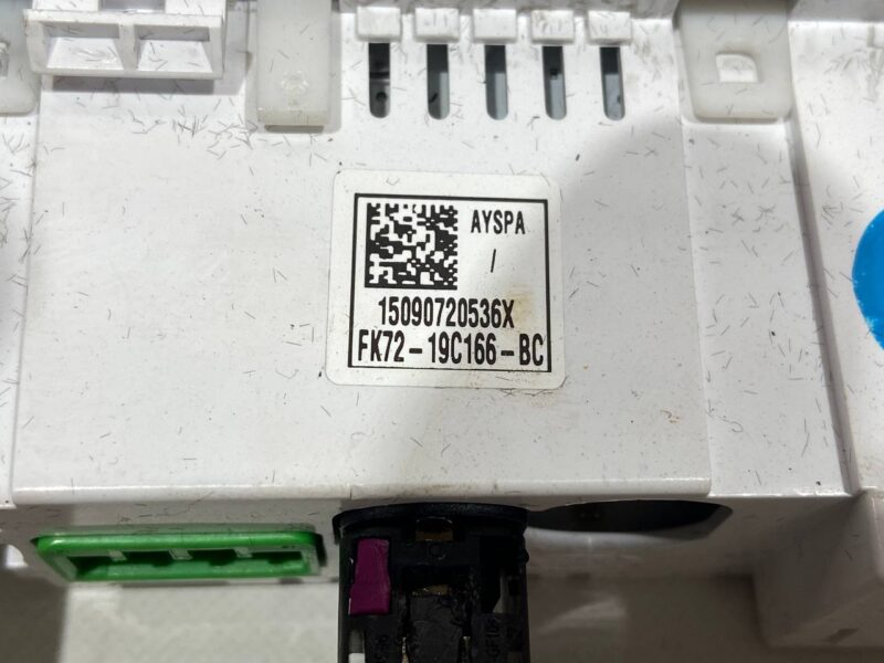 T2H22664 Jaguar F-Pace X761 Audio Interface (2017-) Used cost 40 € in stock 3 pcs.