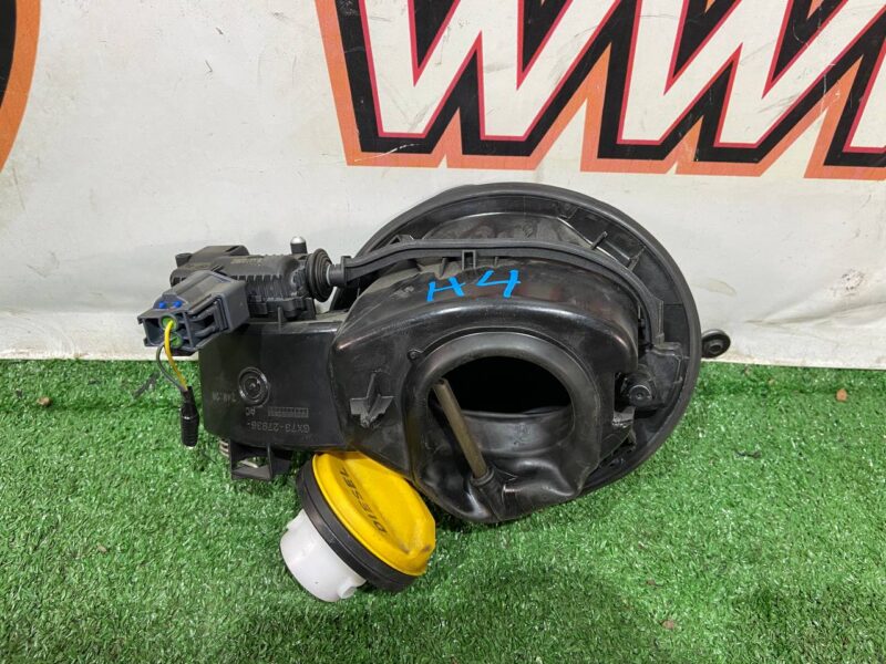 T2H23818 Tank hatch Jaguar XF X260 (2015-) used cost 70 € in stock 1 pcs.