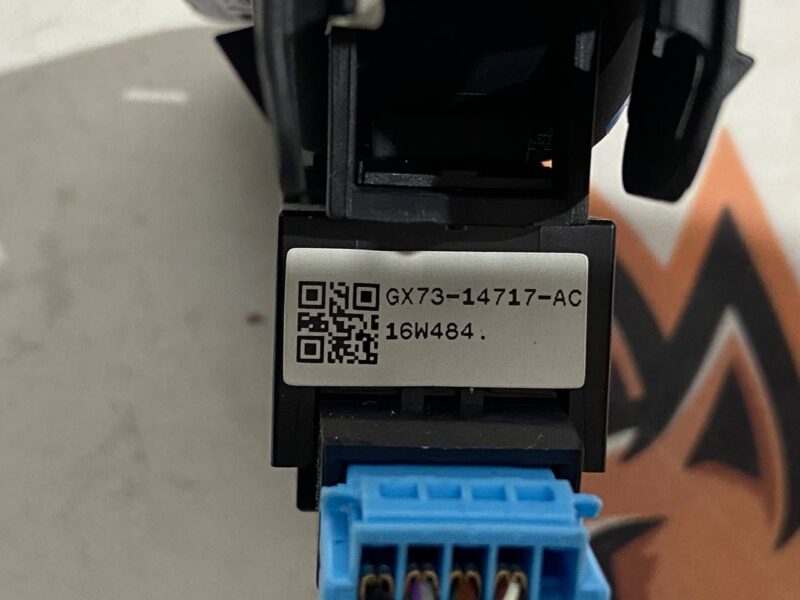 T2H3235 Power window button Jaguar F-Pace X761 (2017-) used cost 25 € in stock 7 pcs.