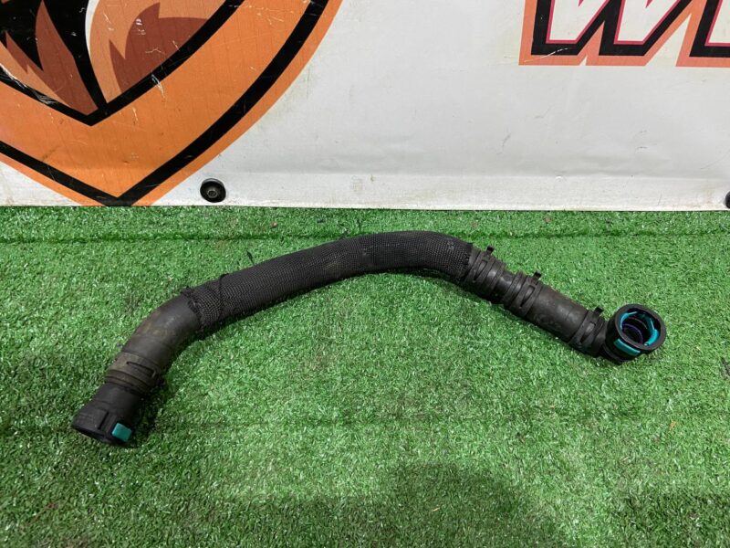 T2H3431 Heater inlet pipe Jaguar F-Pace X761 (2017-) used cost 25 € in stock 2 pcs.
