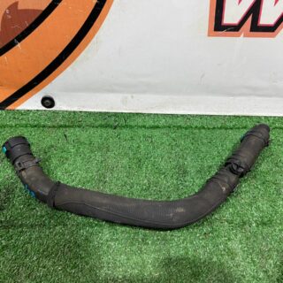T2H3431 Heater inlet pipe Jaguar F-Pace X761 (2017-) used cost 25 € in stock 2 pcs.