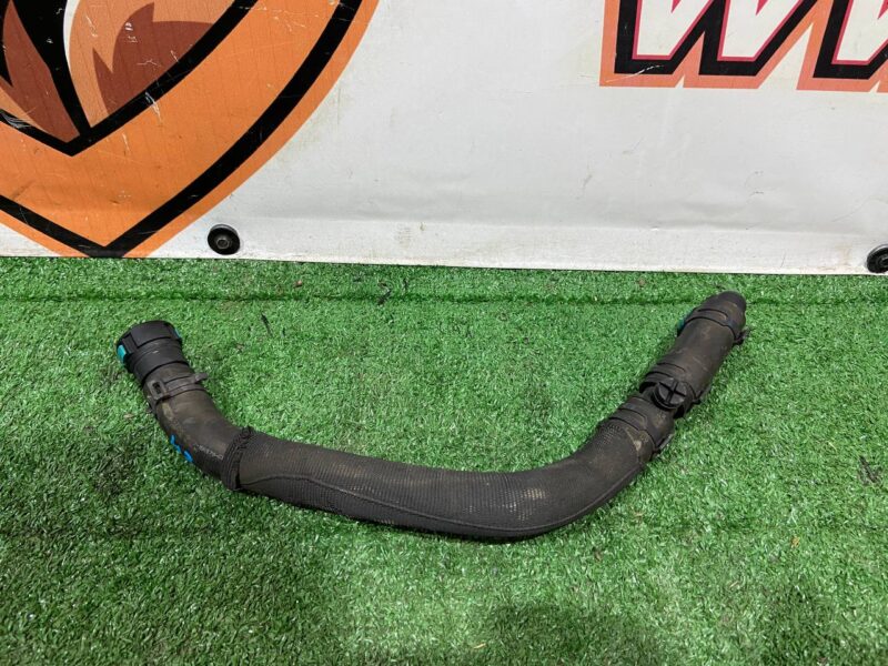T2H3431 Heater inlet pipe Jaguar F-Pace X761 (2017-) used cost 25 € in stock 2 pcs.
