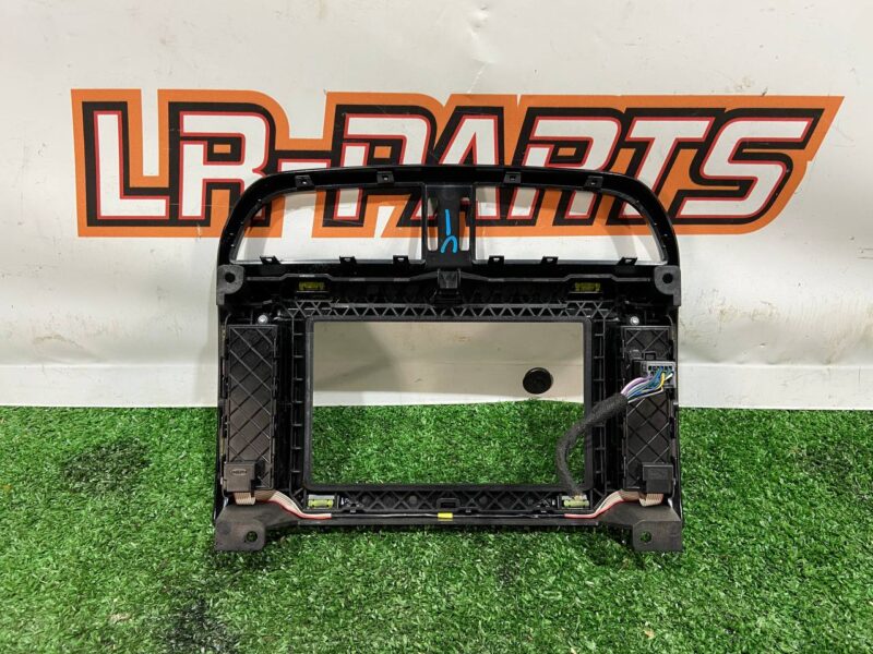 T2H3575 Switch panel assembly Jaguar F-Pace X761 (2017-) used cost 25 € in stock 2 pcs.