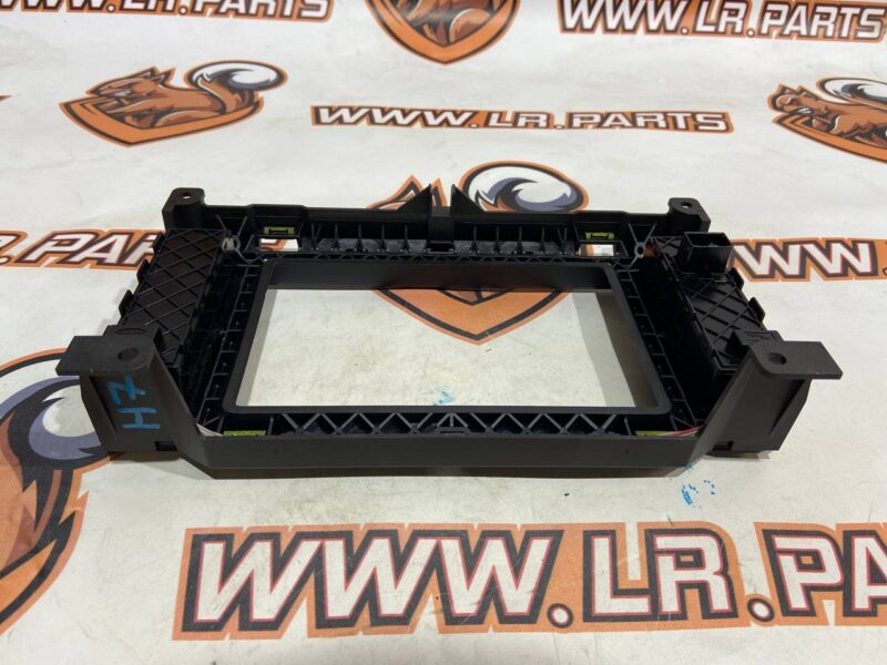 T2H3575 Switch panel assembly Jaguar F-Pace X761 (2017-) used cost 25 € in stock 2 pcs.