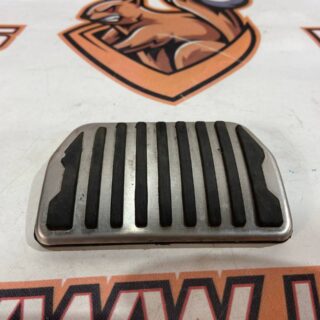T2H3746 Brake pad Jaguar F-Pace X761 (2017-) used cost 40 € in stock 1 pcs.