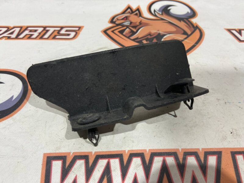 T2H42409 Lower protection mudguard right Jaguar F-Pace Used cost 25 € in stock 3 pcs.