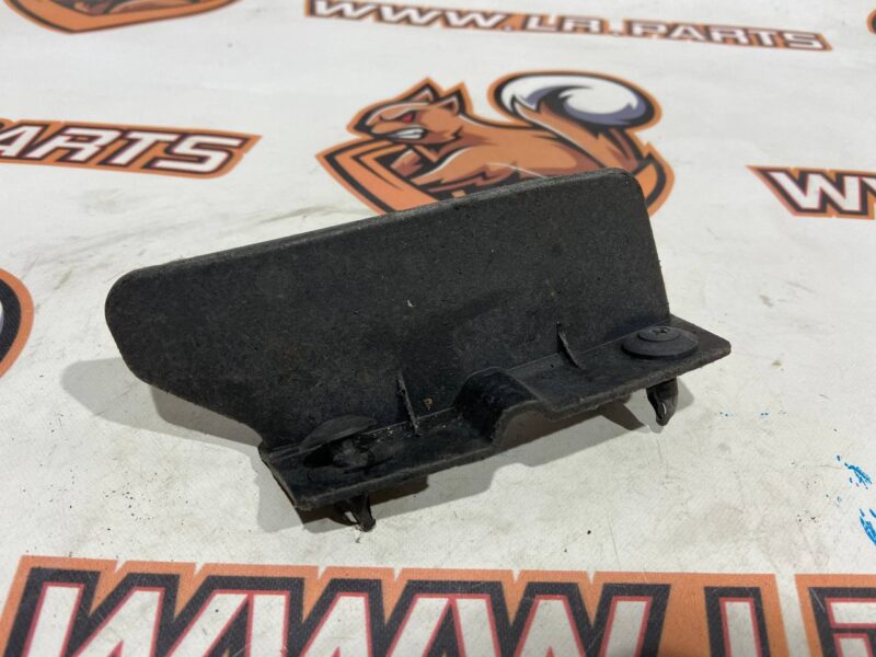 T2H42409 Lower protection mudguard right Jaguar F-Pace Used cost 25 € in stock 3 pcs.