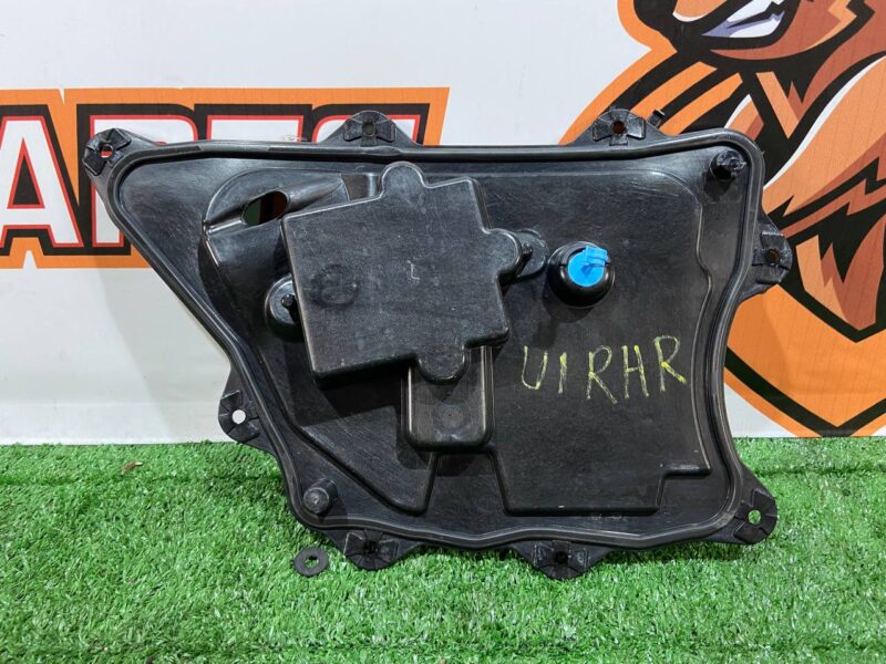 T2H46418 Window lifter Bracket Rear right JAGUAR F-PACE Used cost 30 € in stock 1 pcs.