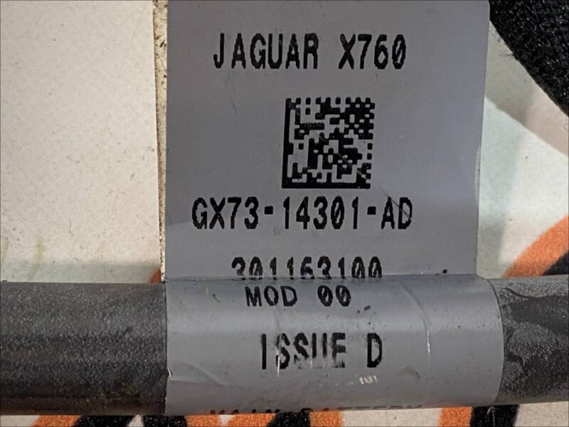 T2H5715 Battery cable ground minus Jaguar F-Pace X761 (2017-) used cost 25 € in stock 3 pcs.
