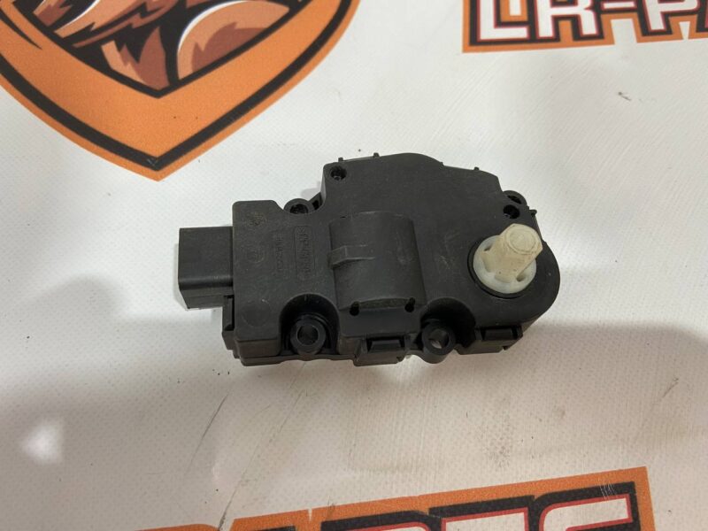 T2H8158 Electric motor Jaguar XF X260 (2015-) used cost 50 € in stock 1 pcs.