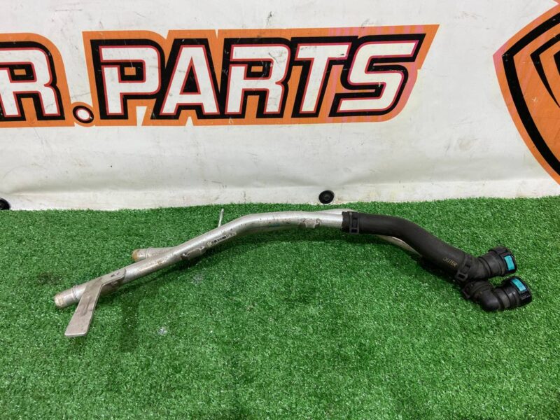 T2H8609 Air conditioner pipe Jaguar F-Pace X761 (2017-) USED cost 35 € in stock 3 pcs.
