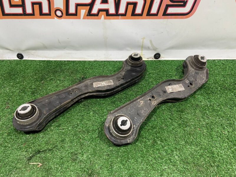 T4A1004 Rear upper lever Jaguar F-Pace X761 (2017-) USED - Image 12