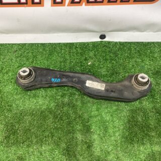 T4A1004 Rear upper lever Jaguar F-Pace X761 (2017-) USED cost 60 € in stock 13 pcs.