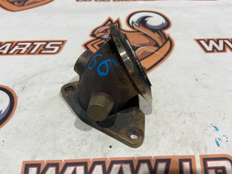 T4A10160 Exhaust pipe flange Jaguar F-Pace X761 (2017-) Used cost 60 € in stock 1 pcs.
