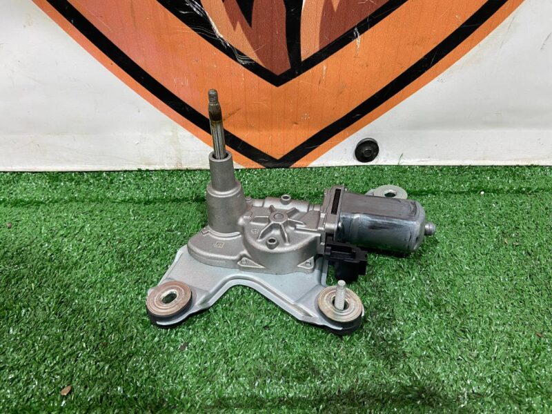 T4A1100 Rear wiper motor Jaguar F-Pace X761 (2017-) Used - Image 13