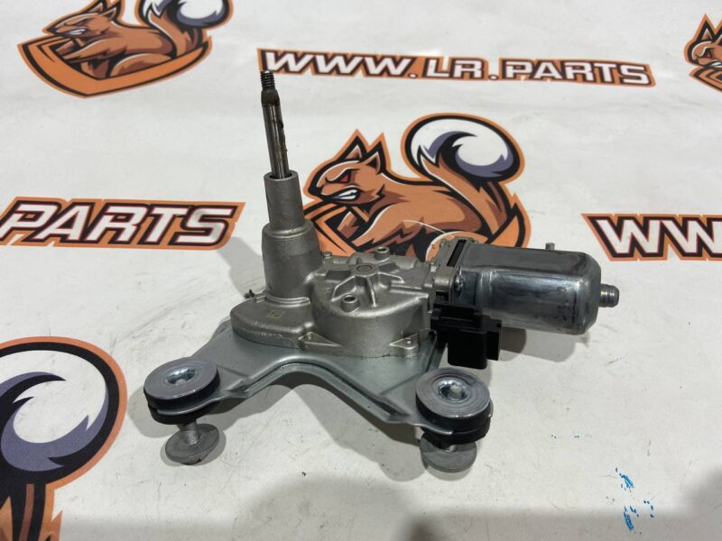 T4A1100 Rear wiper motor Jaguar F-Pace X761 (2017-) Used cost 100 € in stock 12 pcs.