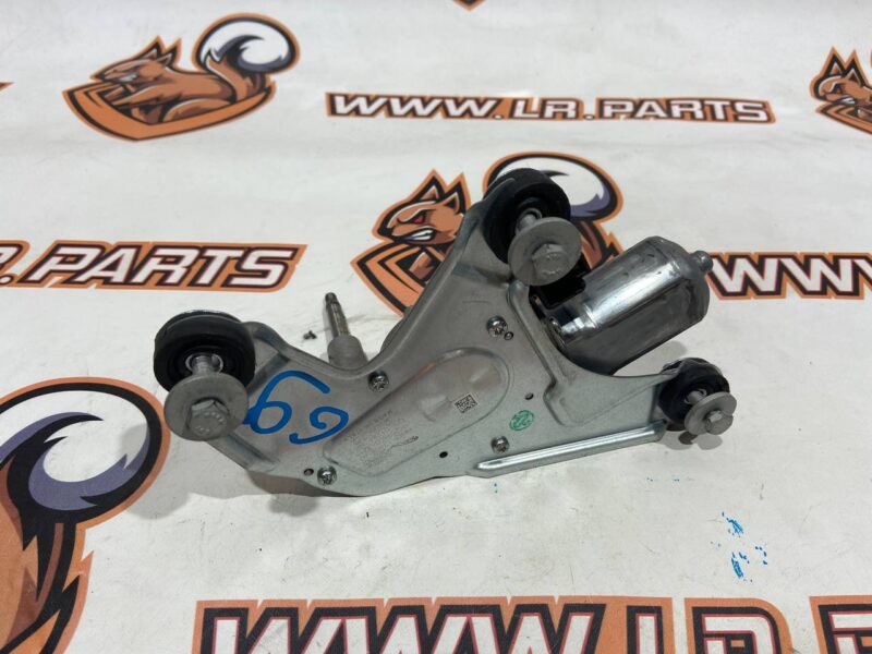 T4A1100 Rear wiper motor Jaguar F-Pace X761 (2017-) Used cost 100 € in stock 12 pcs.