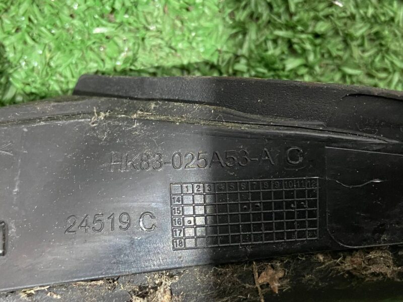 T4A1105 Windshield pillar trim left Jaguar F-Pace X761 (2017-) used cost 25 € in stock 3 pcs.
