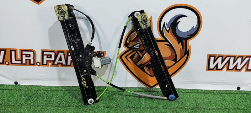 T4A1194 Front right window regulator Jaguar F-Pace X761 (2017-) Used cost 100 € in stock 10 pcs.