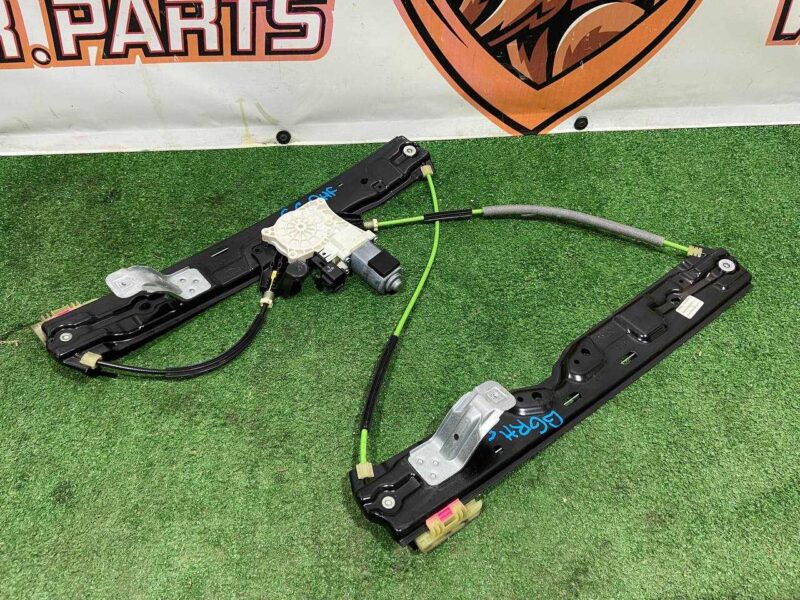 T4A1194 Front right window regulator Jaguar F-Pace X761 (2017-) Used cost 100 € in stock 10 pcs.