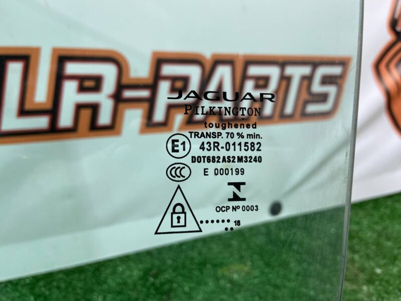 T4A1200 Rear left door glass Jaguar F-Pace X761 (2017-) used cost 150 € in stock 5 pcs.