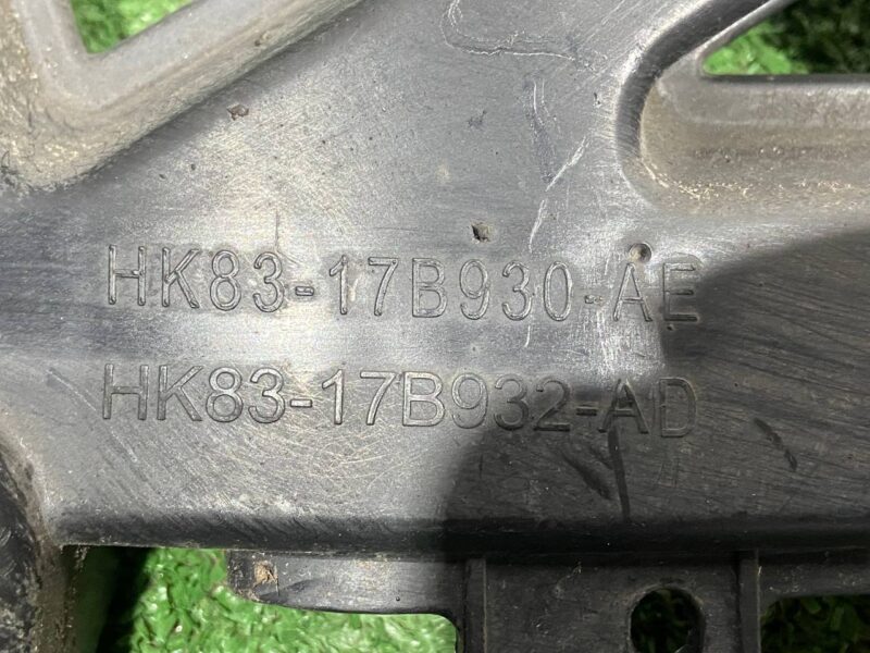 T4A13086 Rear bumper mounting bracket right Jaguar F-Pace Used cost 50 € in stock 7 pcs.