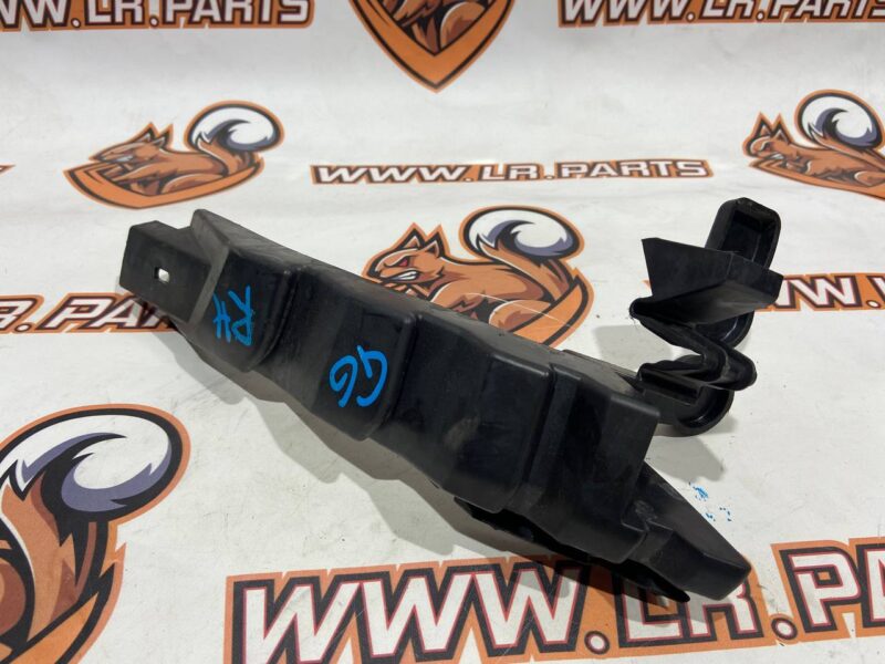 T4A13279 Used JAGUAR F-PACE Rear Right Bumper Mounting Bracket cost 25 € in stock 11 pcs.