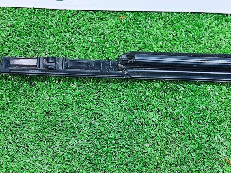 T4A13484 Front left door molding Jaguar F-Pace X761 (2017-) used cost 50 € in stock 1 pcs.