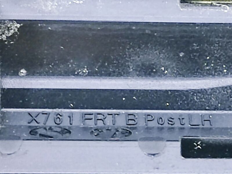 T4A13484 Front left door molding Jaguar F-Pace X761 (2017-) used cost 50 € in stock 1 pcs.