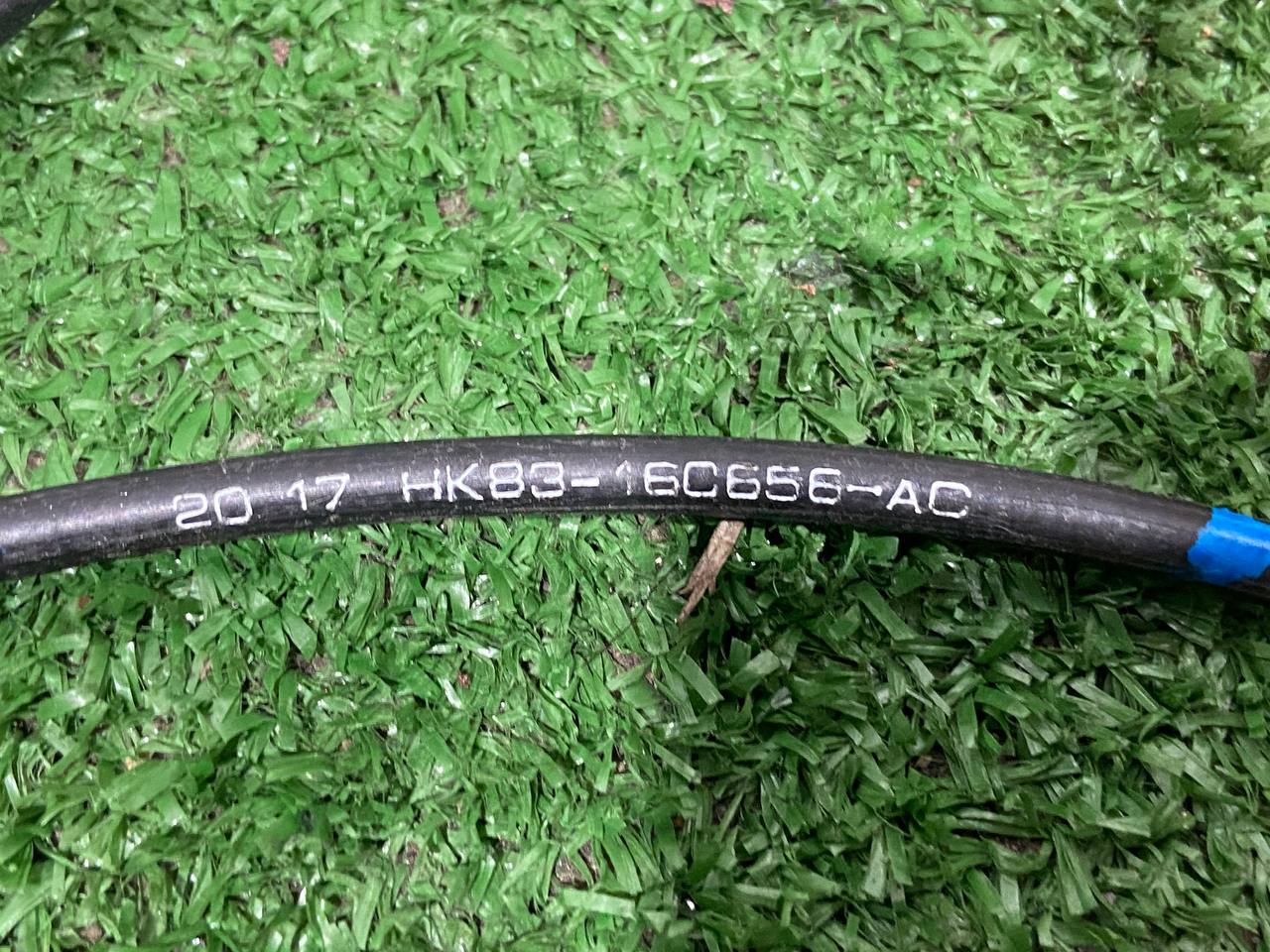 T4A14109 Hood Cable Jaguar F-Pace X761 (2017-) Used cost 20 € in stock 1 pcs.