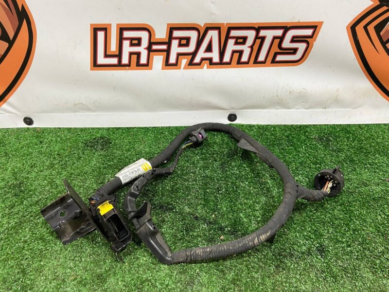 T4A14130 Transfer case wiring Jaguar F-Pace X761 (2017-) Used cost 50 € in stock 4 pcs.