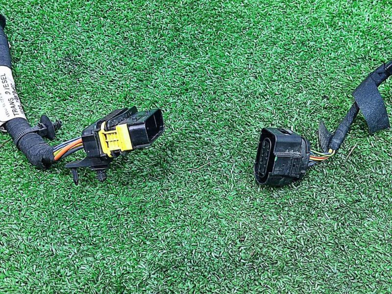 T4A14130 Transfer case wiring Jaguar F-Pace X761 (2017-) Used cost 50 € in stock 4 pcs.