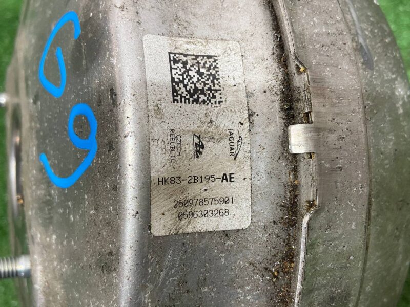 T4A14558 Vacuum brake booster Jaguar F-Pace X761 (2017-) Used - Image 17