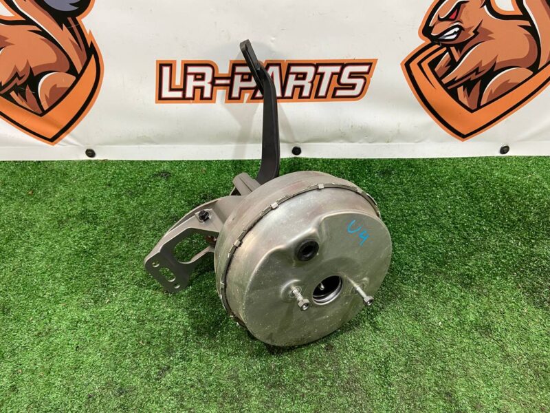 T4A14558 Vacuum brake booster Jaguar F-Pace X761 (2017-) Used cost 200 € in stock 7 pcs.