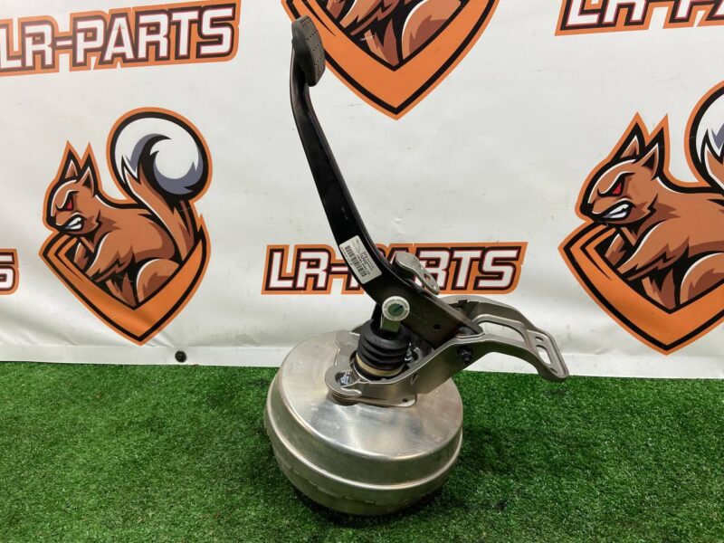 T4A14558 Vacuum brake booster Jaguar F-Pace X761 (2017-) Used cost 200 € in stock 7 pcs.