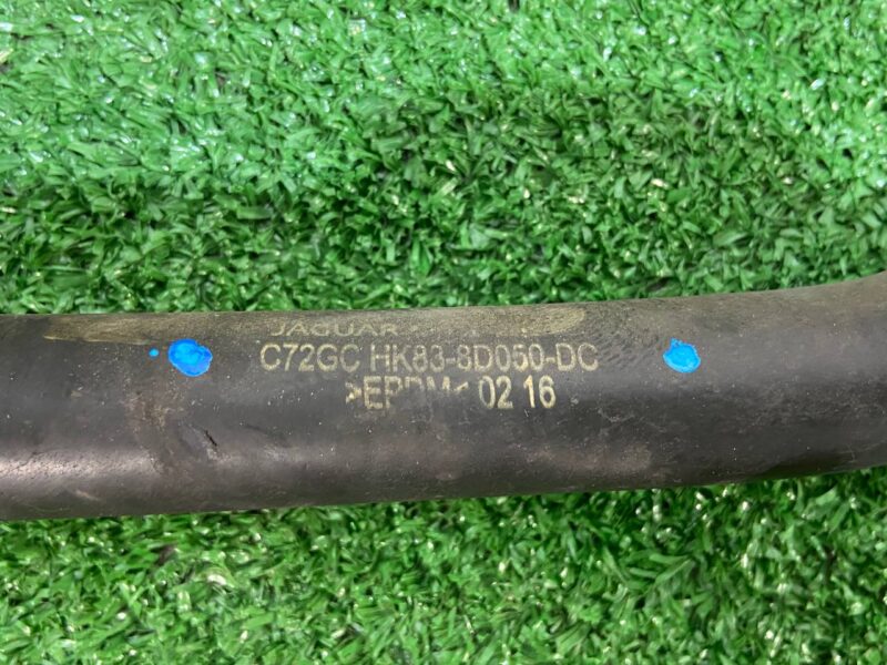 T4A15489 Coolant hose Jaguar F-Pace X761 (2017-) used cost 25 € in stock 2 pcs.