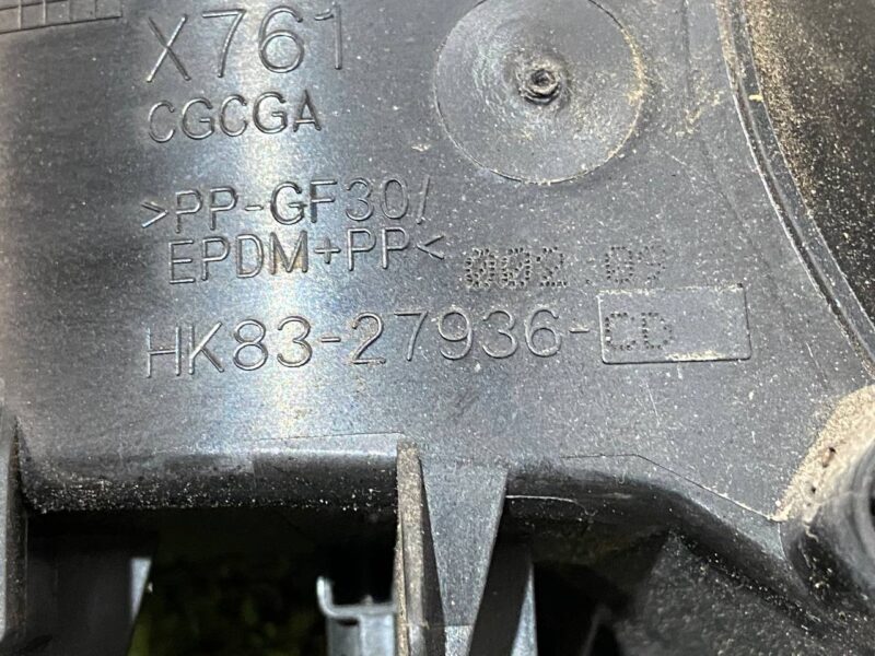 T4A15695KIT Used JAGUAR F-PACE tank hatch cost 55 € in stock 1 pcs.