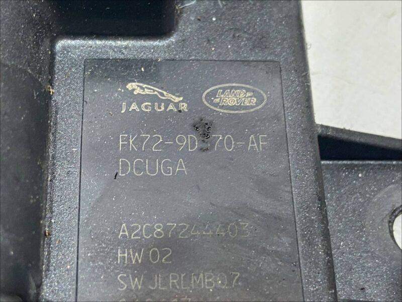 T4A16365 Fuel pump control unit Jaguar F-Pace X761 (2017-) USED cost 80 € in stock 2 pcs.