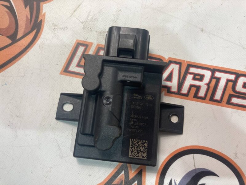 T4A16365 Fuel pump control unit Jaguar F-Pace X761 (2017-) USED cost 80 € in stock 2 pcs.