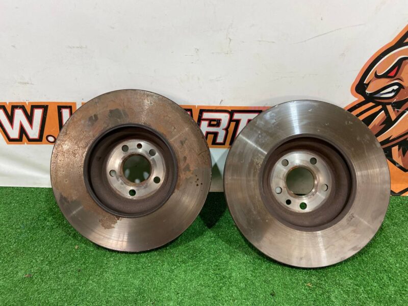 T4A2343 Front brake disc JAGUAR F-PACE Used cost 50 € in stock 3 pcs.