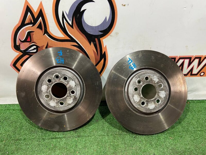 T4A2343 Front brake disc JAGUAR F-PACE Used cost 50 € in stock 3 pcs.