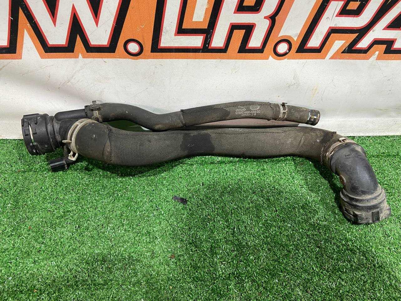 T4A2941 Lower Cooling Pipe Jaguar F-Pace X761 (2017-) Used cost 40 € in stock 1 pcs.