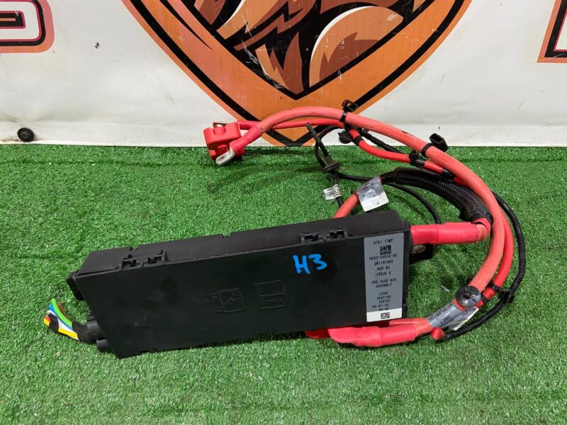 T4A3232 Used JAGUAR F-PACE fuse box cost 160 € in stock 1 pcs.