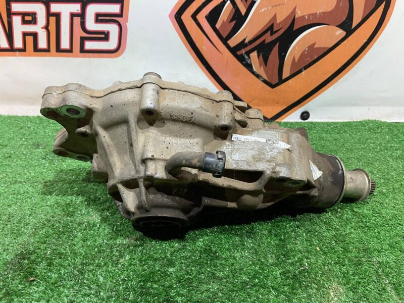T4A3290 Front differential Jaguar F-Pace X761 (2017-) used cost 800 € in stock 1 pcs.