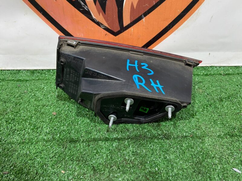 T4A37911 Rear right light in the trunk lid, inner, Jaguar F-Pace X761 (2017-) Used - Image 14