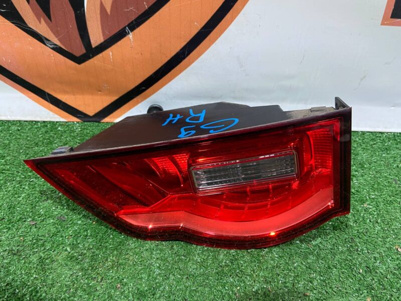T4A37911 Rear right light in the trunk lid, inner, Jaguar F-Pace X761 (2017-) Used cost 70 € in stock 6 pcs.