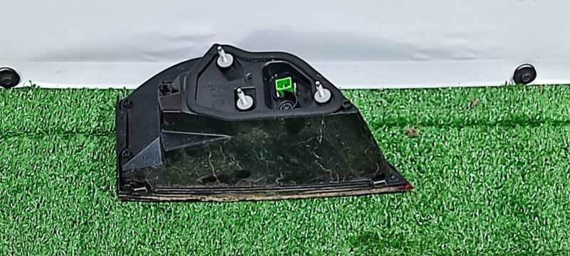 T4A37912 Rear left light in the trunk lid Jaguar F-Pace X761 (2017-) Used cost 70 € in stock 9 pcs.