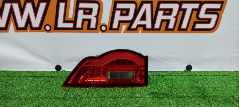 T4A37912 Rear left light in the trunk lid Jaguar F-Pace X761 (2017-) Used cost 70 € in stock 9 pcs.