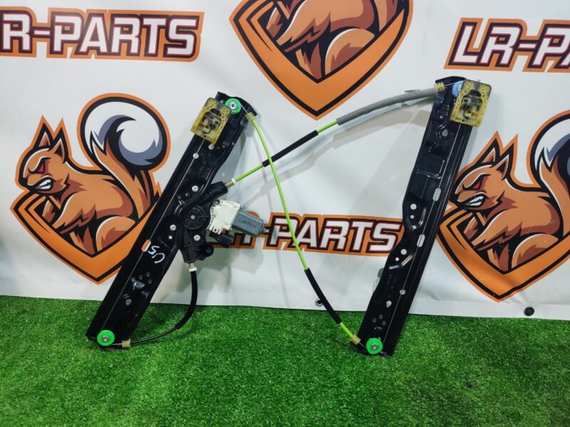 T4A46347 Window regulator front left Jaguar F-Pace X761 (2017-) used cost 100 € in stock 9 pcs.