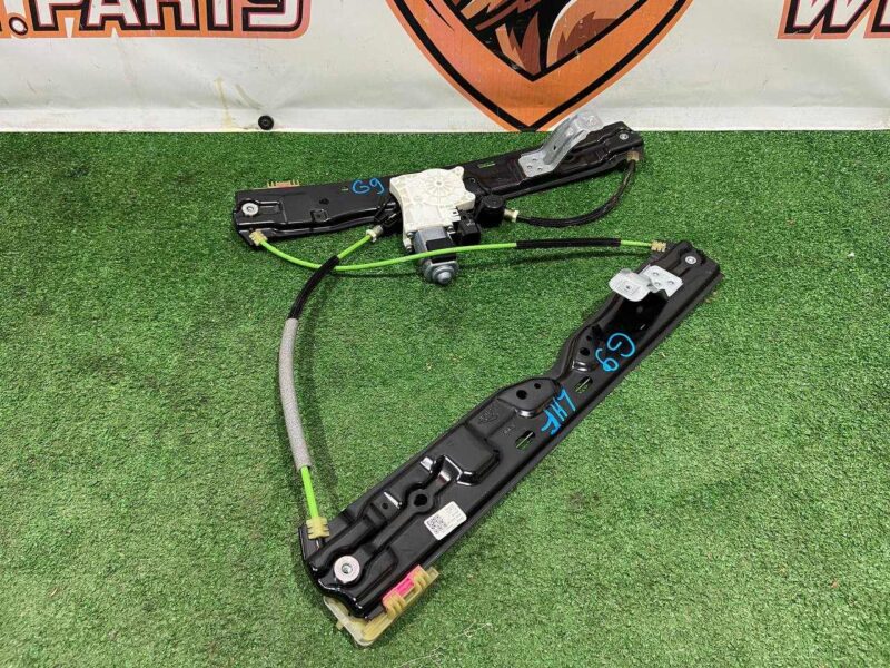 T4A46347 Window regulator front left Jaguar F-Pace X761 (2017-) used cost 100 € in stock 9 pcs.